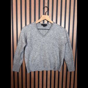 Skull Cashmere Sweater Small Women’s Gray Pullover Soft Knit 100% Cashmere
